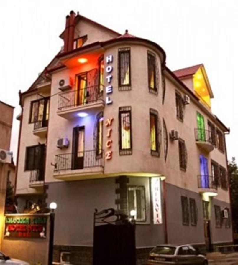 טביליסי Hotel Nice מראה חיצוני תמונה