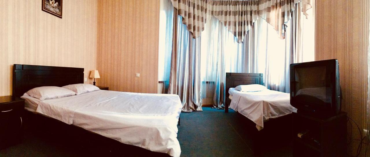 טביליסי Hotel Nice מראה חיצוני תמונה