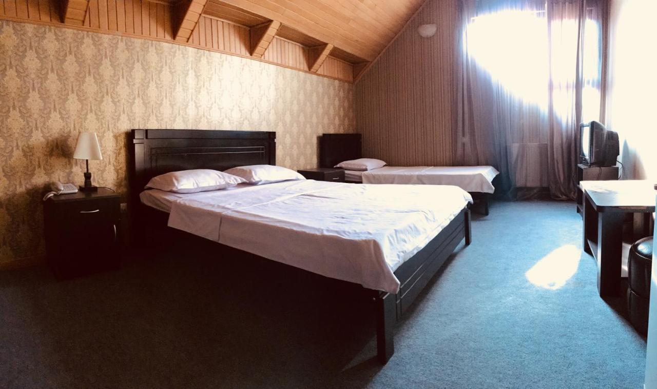 טביליסי Hotel Nice מראה חיצוני תמונה