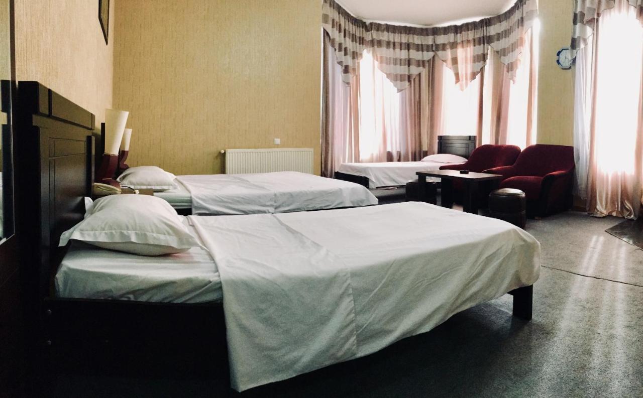טביליסי Hotel Nice מראה חיצוני תמונה