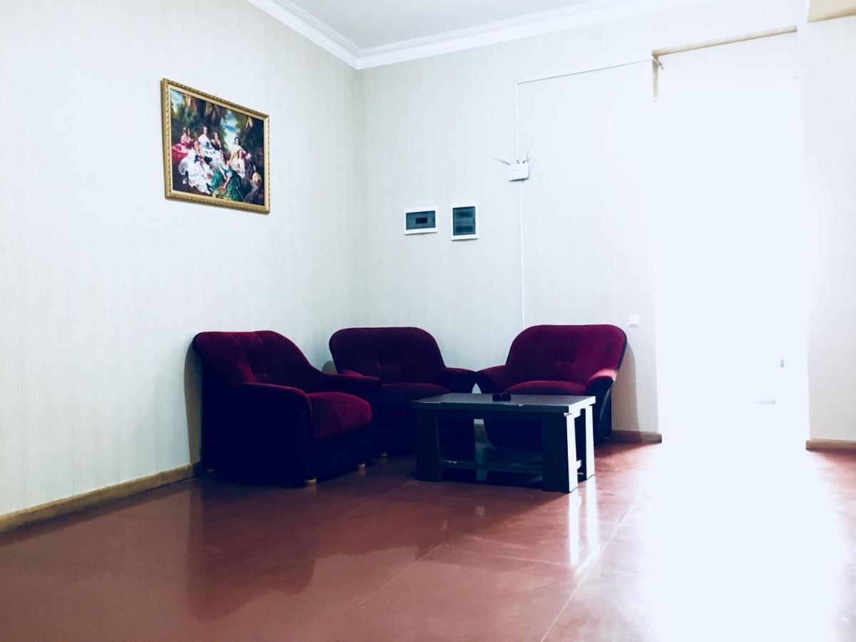 טביליסי Hotel Nice מראה חיצוני תמונה
